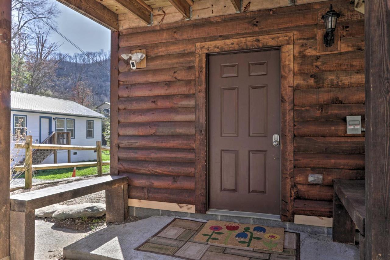 Gatlinburg Cabin With Loft And Game Room 1 Mi To Town Extérieur photo