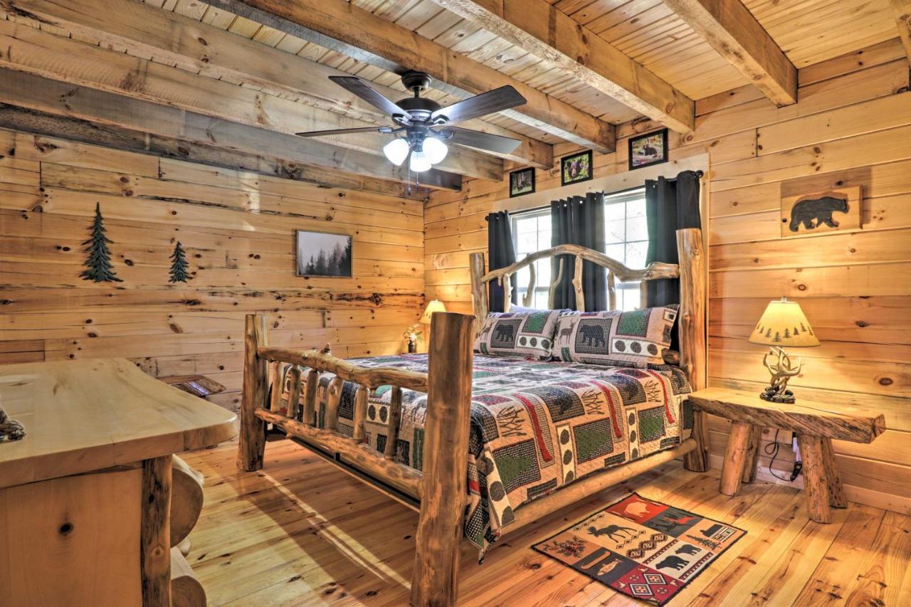 Gatlinburg Cabin With Loft And Game Room 1 Mi To Town Extérieur photo